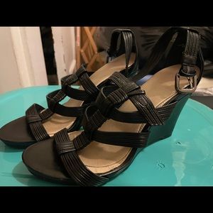 Bandolino Strappy Black Wedge Sandals